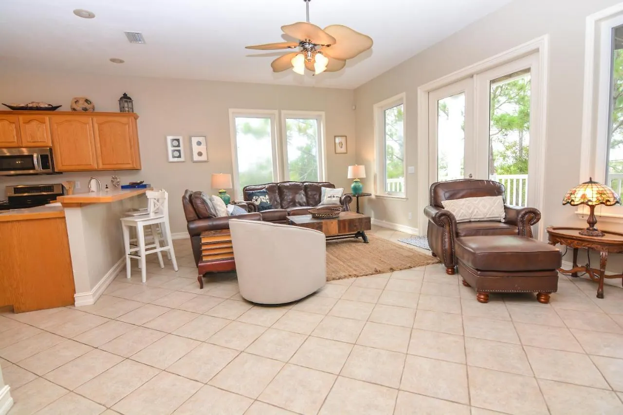 Is It! 6 Rooms! Bay Views, Pool, Games, Bikes & More, Sleeps 17! Holiday home St. George Island