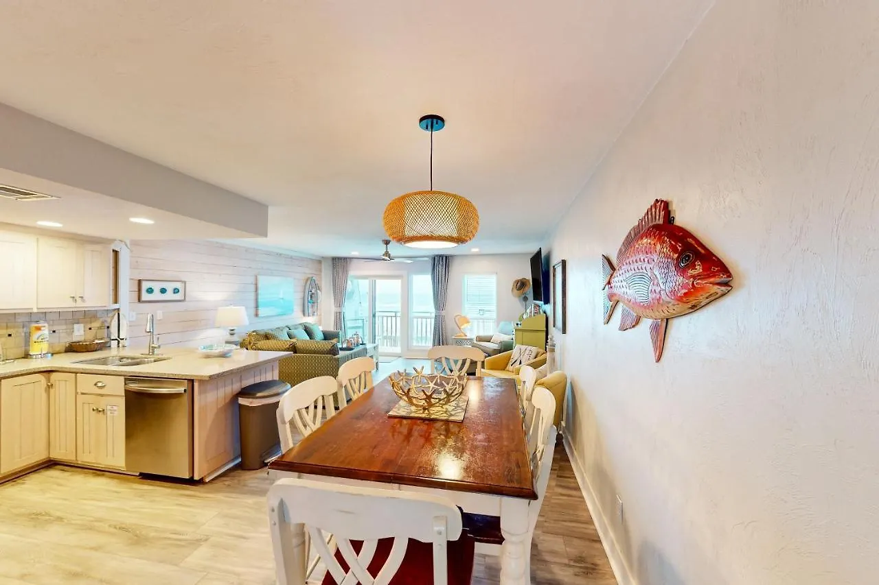 Ocean Mile G-3 Apartment *