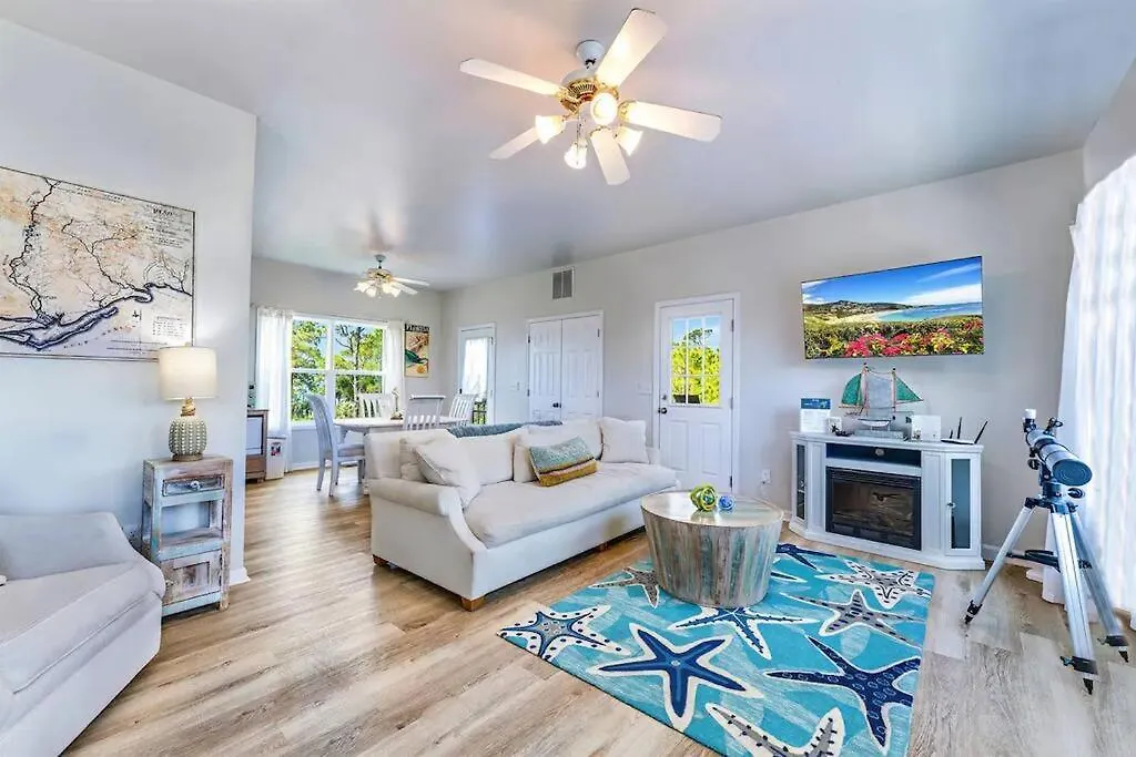 The Floridian Tranquil Beachside Retreat Holiday home St. George Island