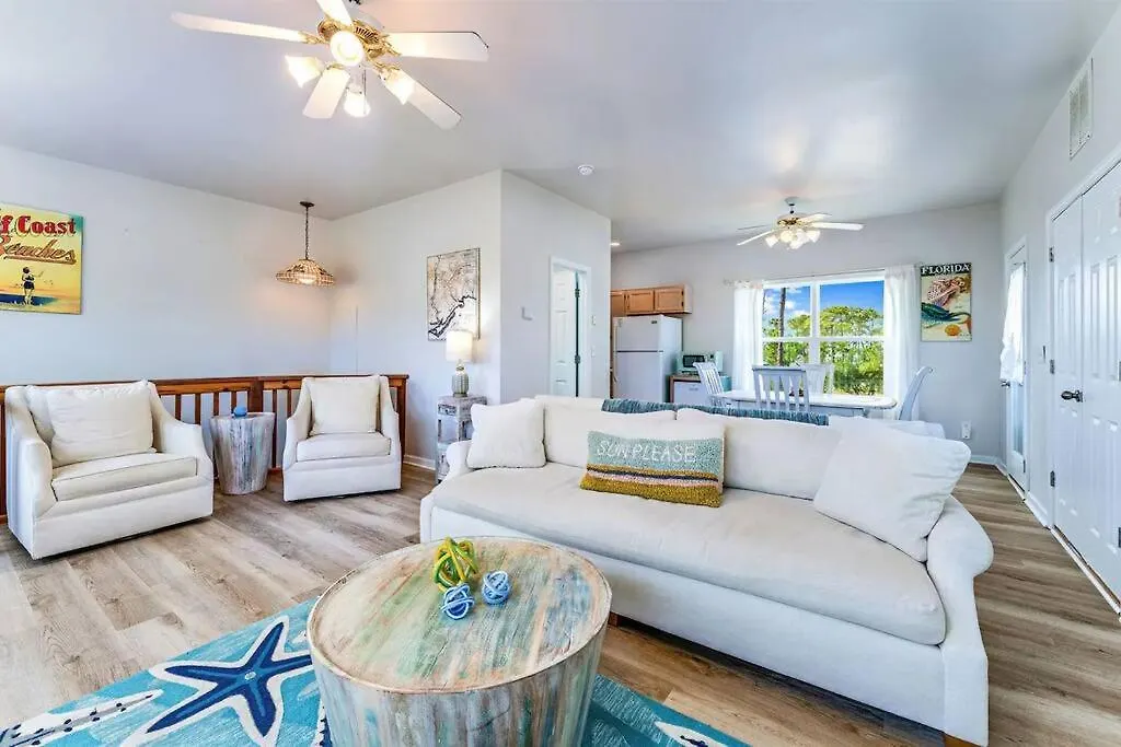 Holiday home The Floridian Tranquil Beachside Retreat *