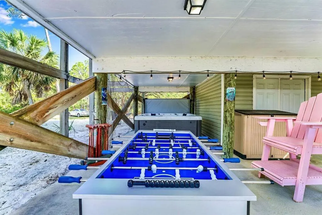 The Floridian Tranquil Beachside Retreat Holiday home St. George Island