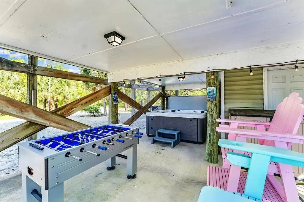 The Floridian Tranquil Beachside Retreat Holiday home St. George Island