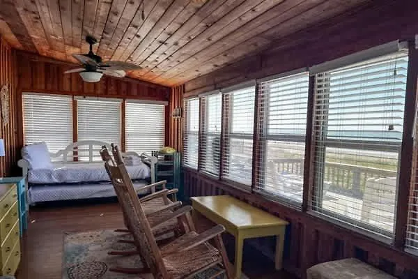Beachfront Coastal St George Island * St. George Island