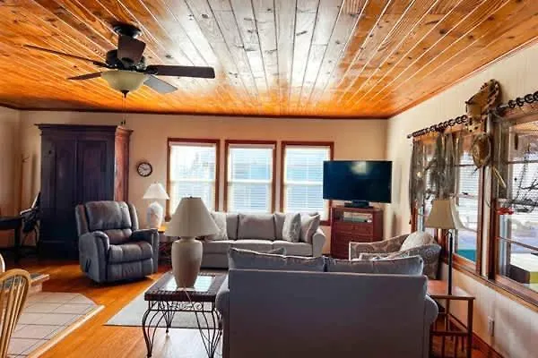 Holiday home Beachfront Coastal St George Island *