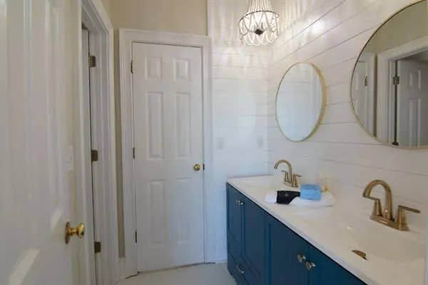 Pet Friendly- St George Island Sleeps 13- Pool *