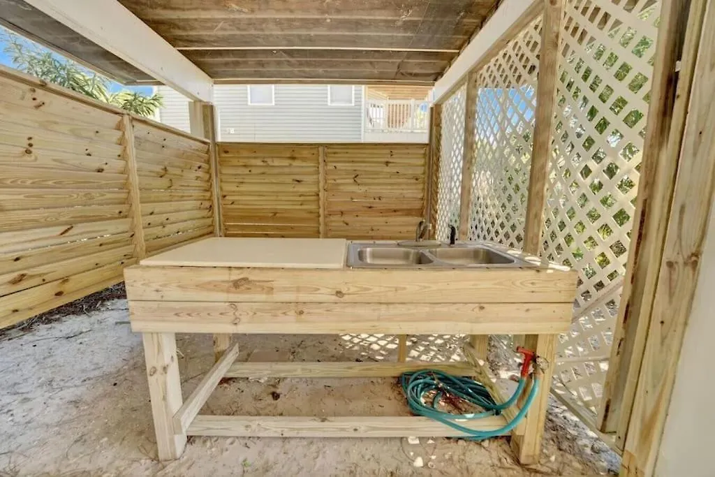 Casablanca - Beach With Heated Pool, Bikes And More, Sleeps 13! Casa vacanze St. George Island