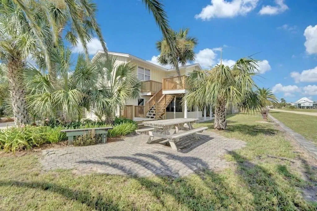 The Salty Snapper - 2 Story Home, Bay Views, Prime Location, Sleeps 8! 度假居 圣乔治岛