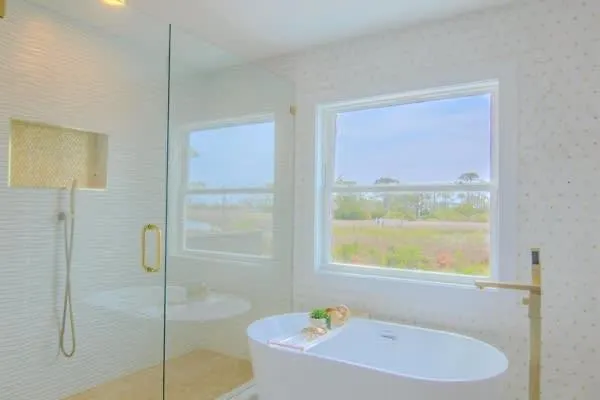 度假居 Canal- Bay Front Family 5-bedroom Sleeps 18 Pool Coming Soon Boat Dock