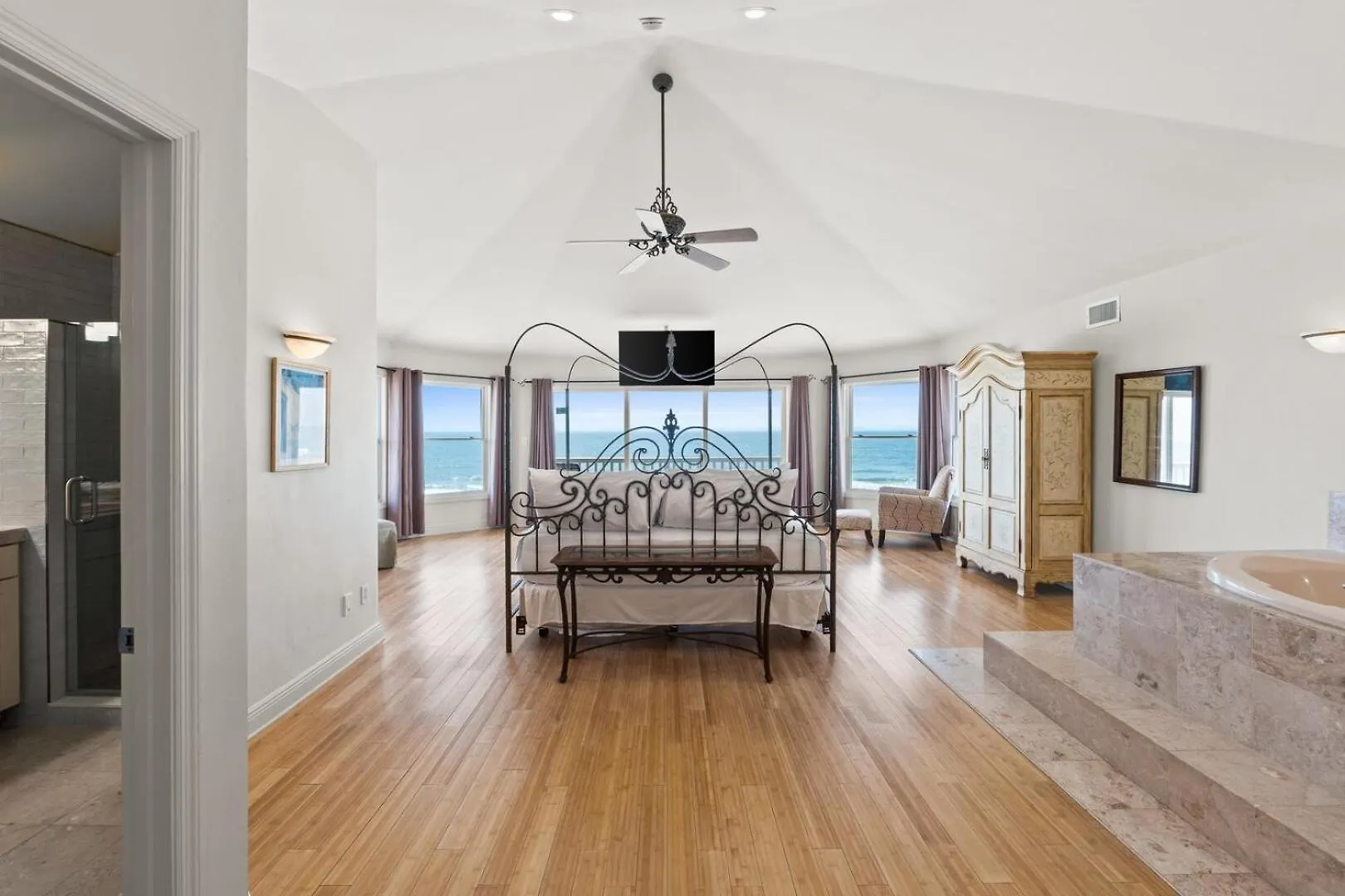 1st Dibs-beachfront-pet Friendly-private Pool-elevator