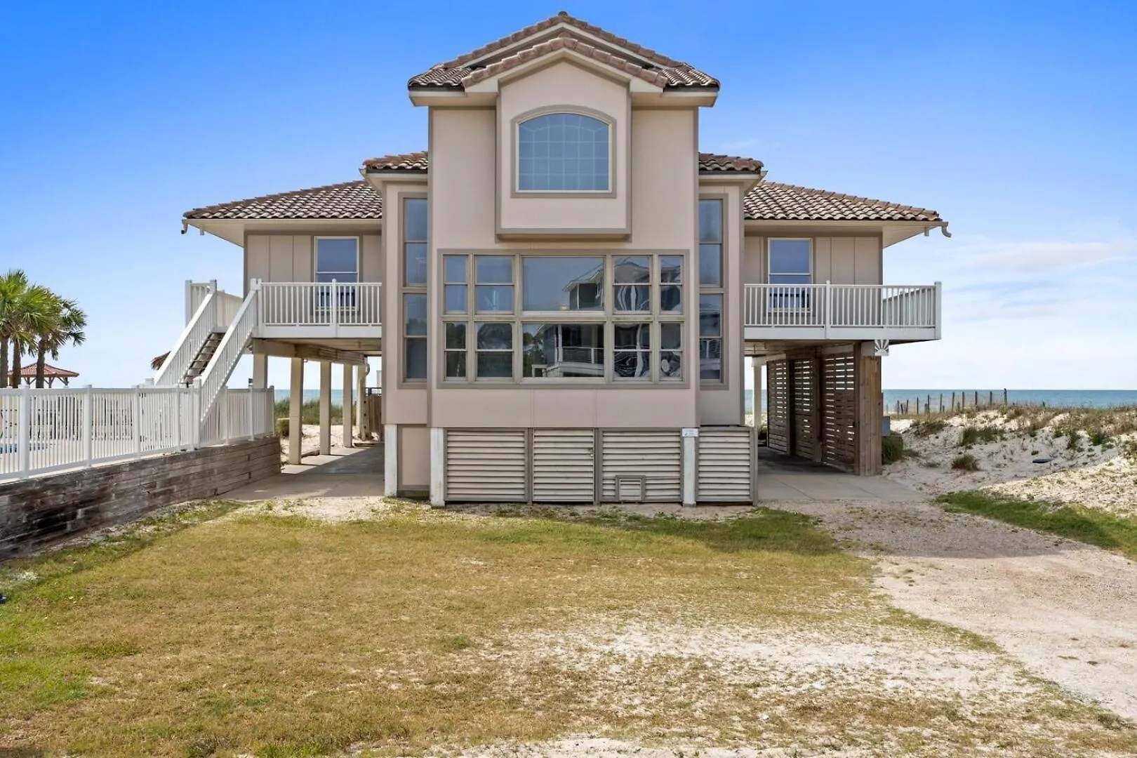 1st Dibs-beachfront-pet Friendly-private Pool-elevator 別荘 セントジョージ島
