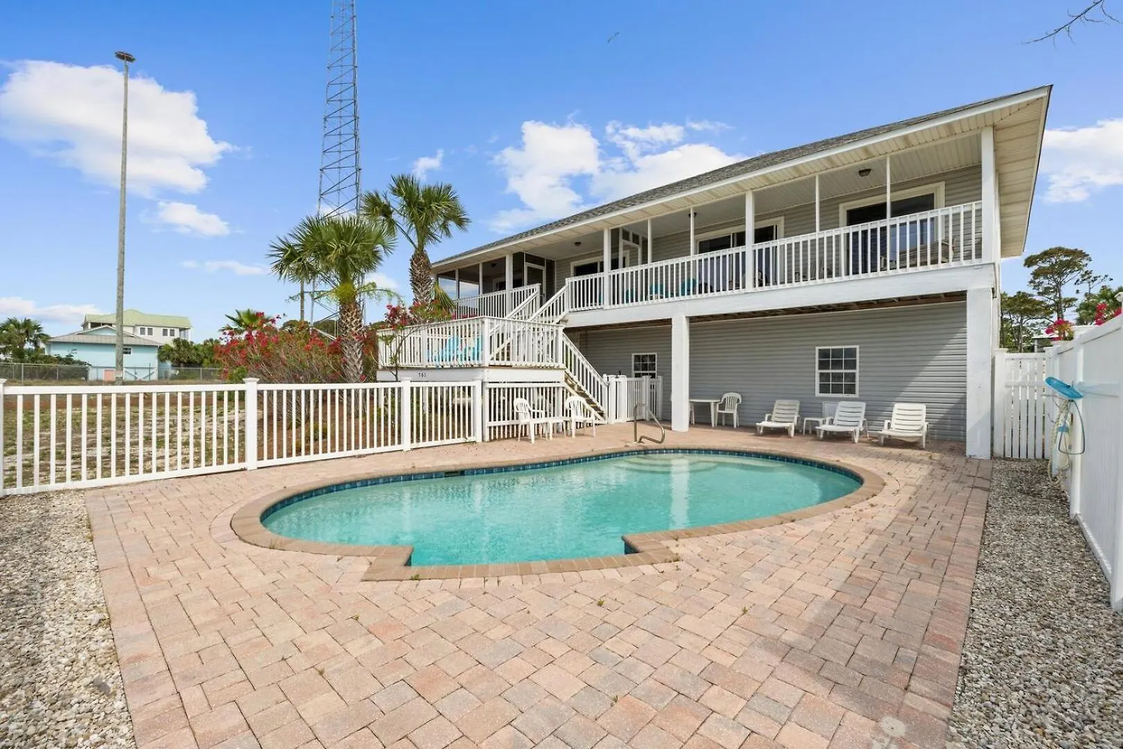 Tatil Evi Snowbird-private Pool, Pet Friendly, Golf Cart Friendly St. George Island