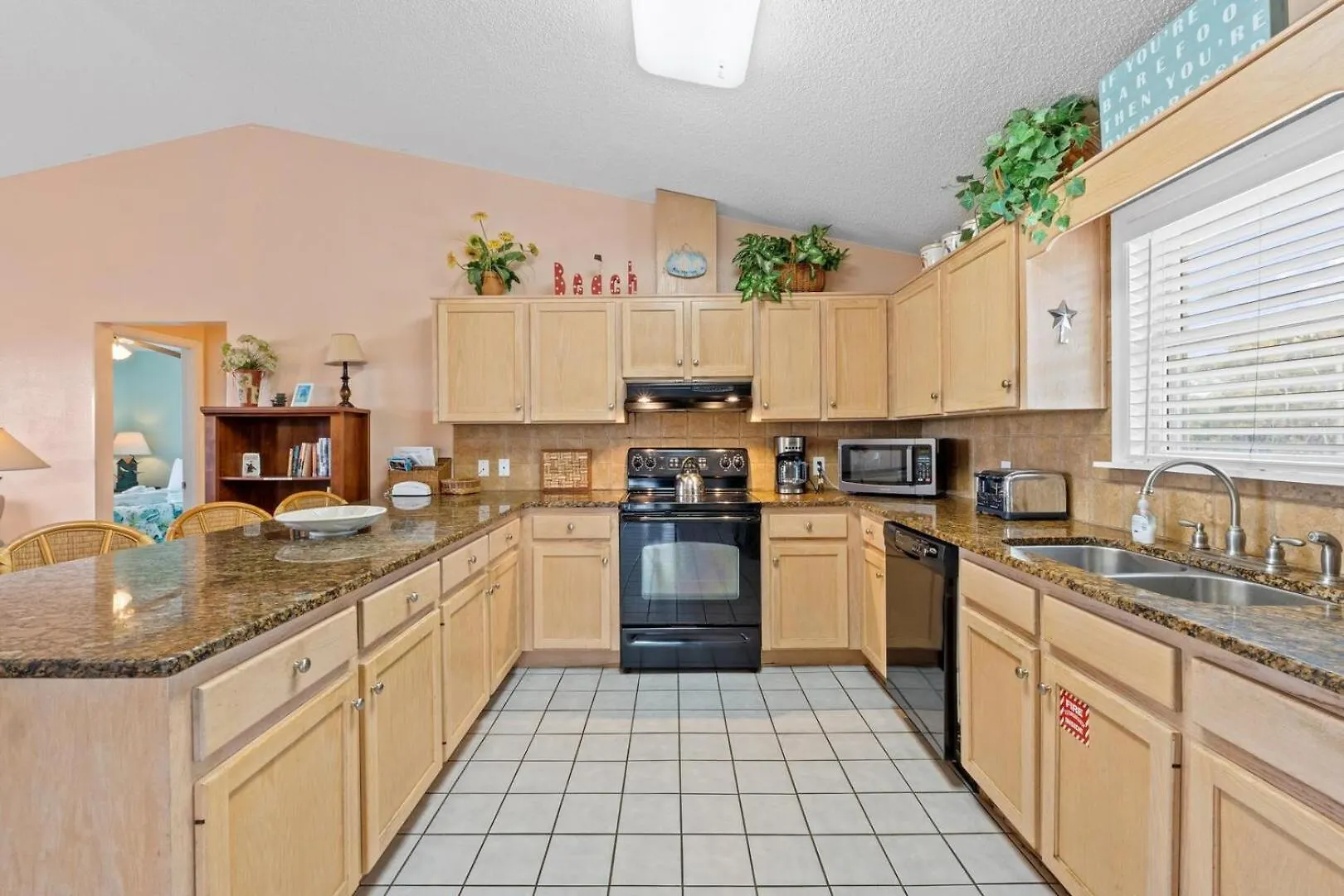 Snowbird-private Pool, Pet Friendly, Golf Cart Friendly