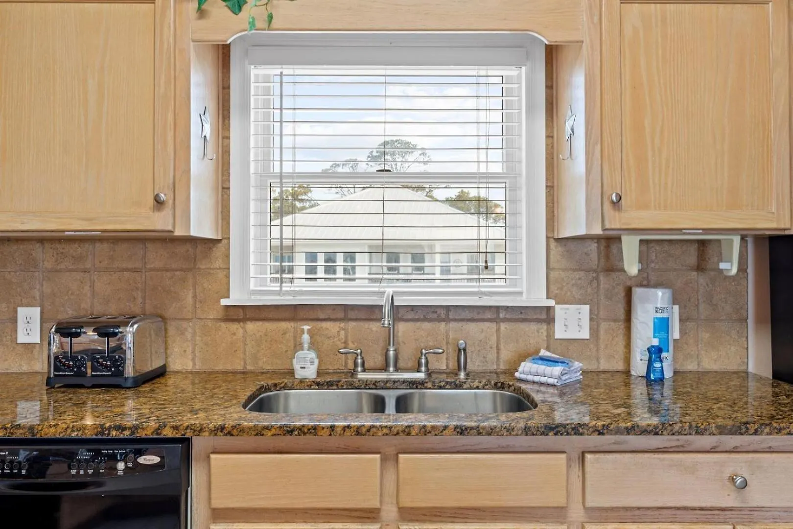 Snowbird-private Pool, Pet Friendly, Golf Cart Friendly *